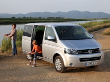 Фото Volkswagen Multivan 2.0 TDI MT 4Motion №10