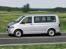 Фото Volkswagen Multivan 2.0 TDI MT №9